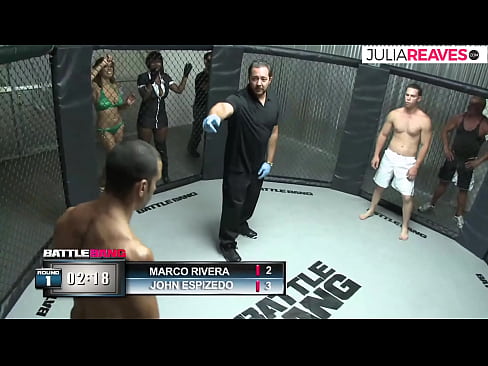 ❤️ Ultimate Fighter ringde bir kavgadan hemen sonra bir numara kızı sikikleri ❤️ Seks bizde ❌❤